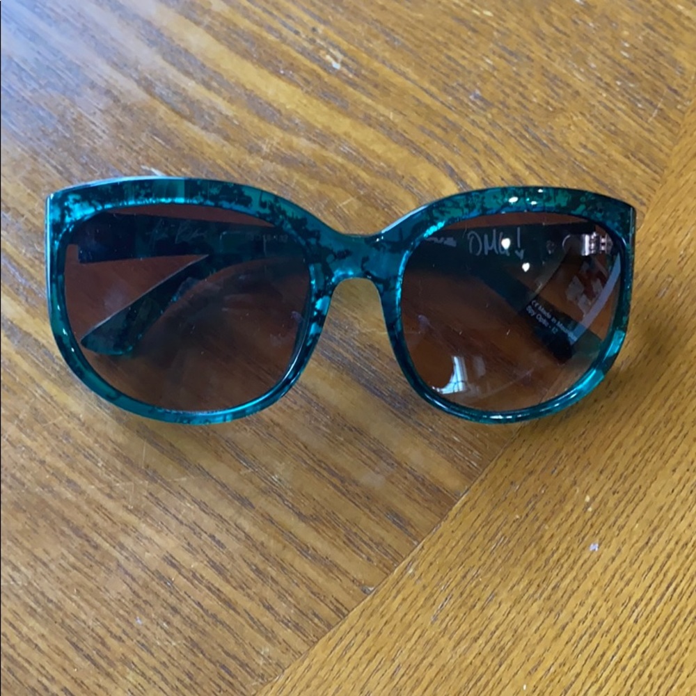 Spy sunnies